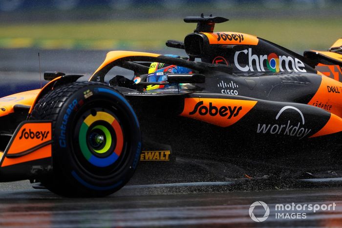 Oscar Piastri, McLaren MCL38 