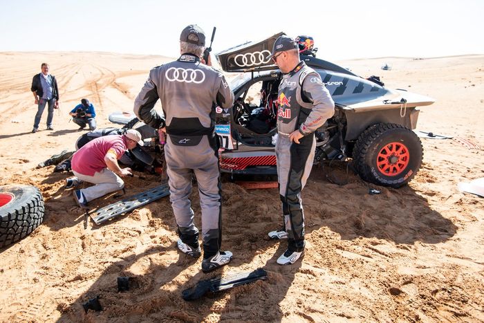 #207 Team Audi Sport Audi: Carlos Sainz, Lucas Cruz