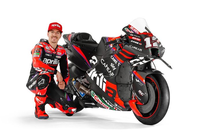 Maverick Viñales, Aprilia Racing Team