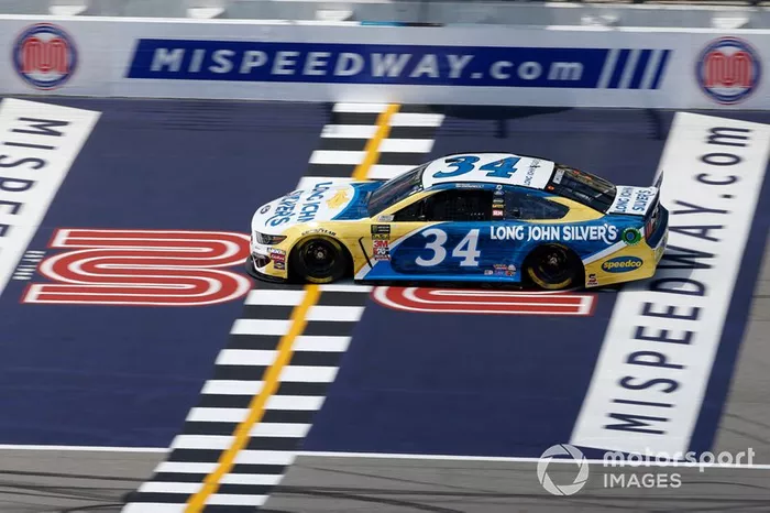  Michael McDowell, Front Row Motorsports, Ford Mustang Long John Silver's
