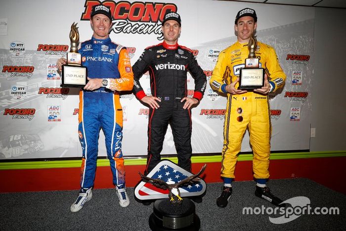 Ganador Will Power, Team Penske Chevrolet, Scott Dixon, Chip Ganassi Racing Honda, Simon Pagenaud, Team Penske Chevrolet