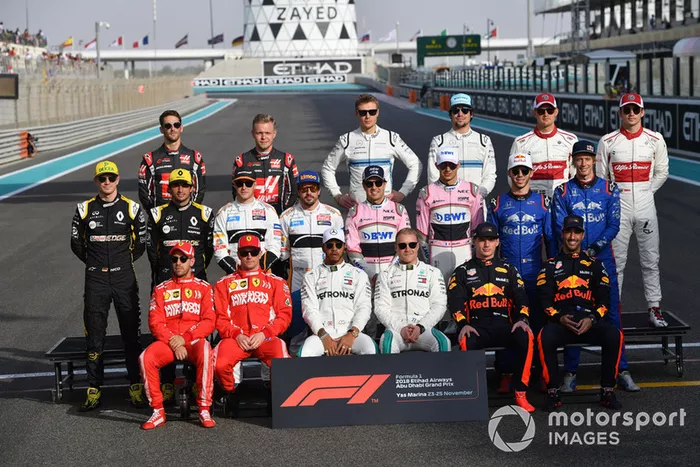 Mesmas equipes e pilotos durante o ano todo