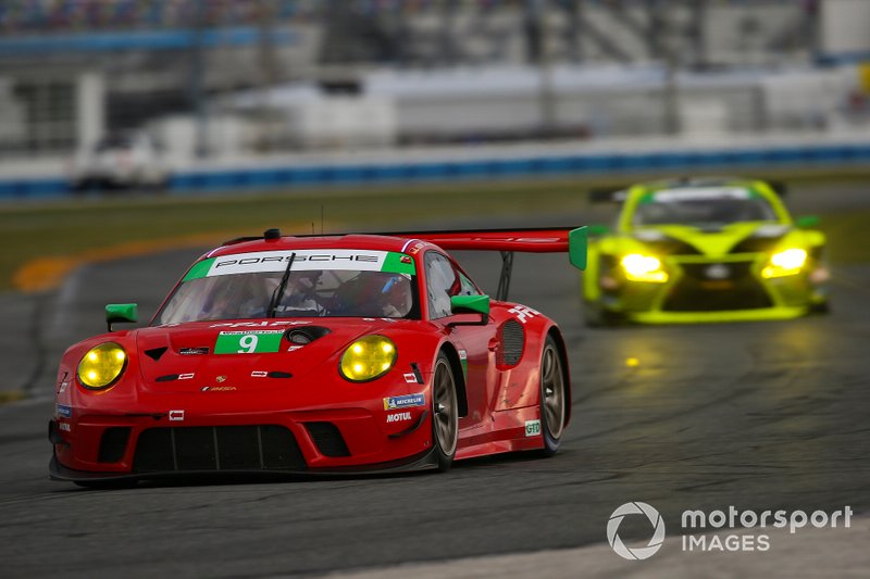 Скотт Харгроув, Закари Робишон, Ларс Керн, PFAFF Motorsports, Porsche 911 GT3 R (№9)