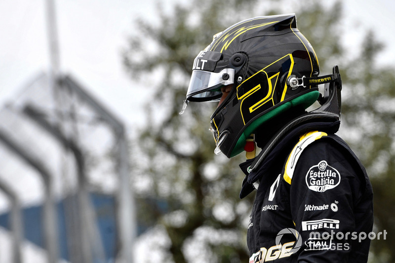 Ніко Хюлькенберг, Renault Sport F1 Team R.S. 18, розбив машину у другій практиці