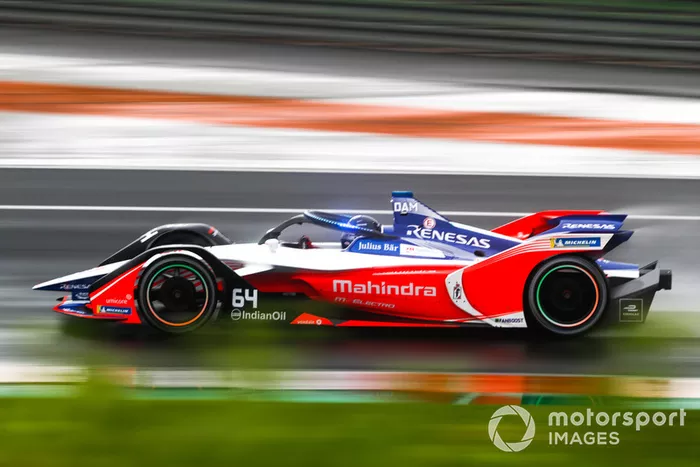 Jérôme d'Ambrosio, Mahindra Racing, M5 Electro con las nuevas luces LED azules del Halo, en modo ataque