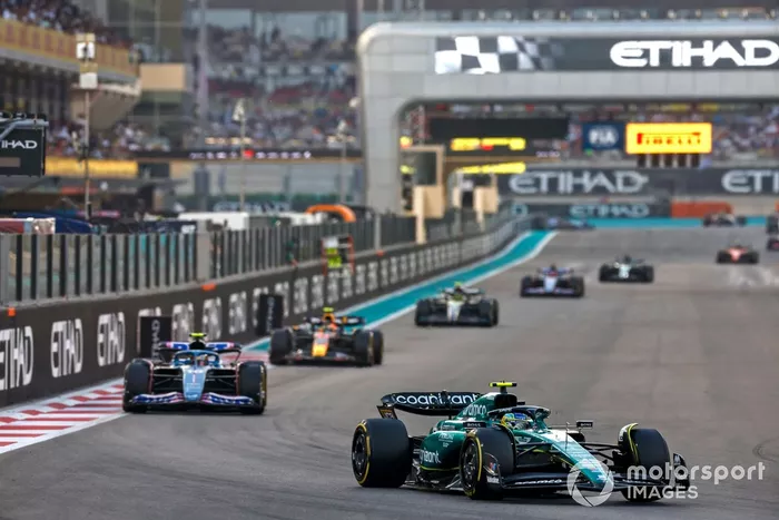 Fernando Alonso, Aston Martin AMR23, Pierre Gasly, Alpine A523, Sergio Pérez, Red Bull Racing RB19