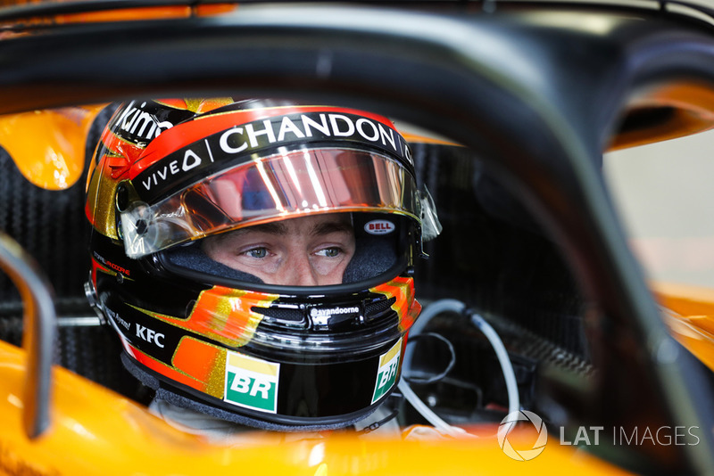 Stoffel Vandoorne, McLaren, in his cockpit