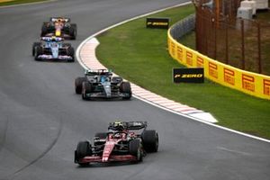 Zhou Guanyu, Alfa Romeo C43, George Russell, Mercedes F1 W14, Pierre Gasly, Alpine A523