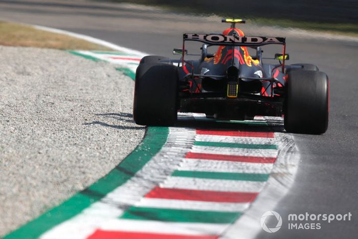 Sergio Pérez, Red Bull Racing RB16B