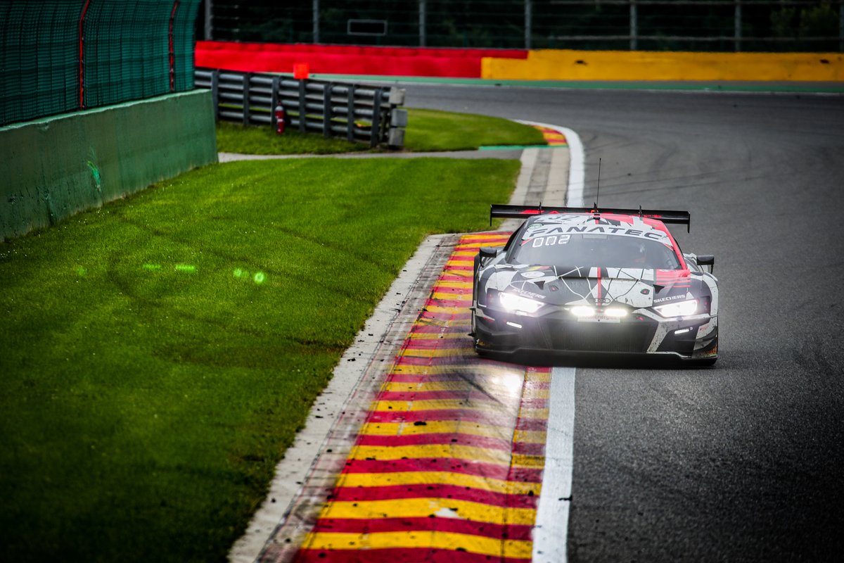 #32 Audi Sport Team WRT Audi R8 LMS GT3: Dries Vanthoor, Kelvin van der Linde, Charles Weerts