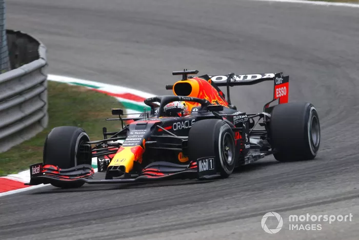 Max Verstappen, Red Bull Racing RB16B