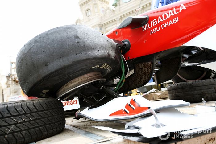El coche de Fernando Alonso, Ferrari F10 tras su accidente en Mónaco 2010
