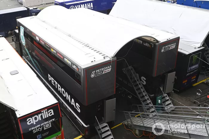  Camiones Petronas Yamaha SRT