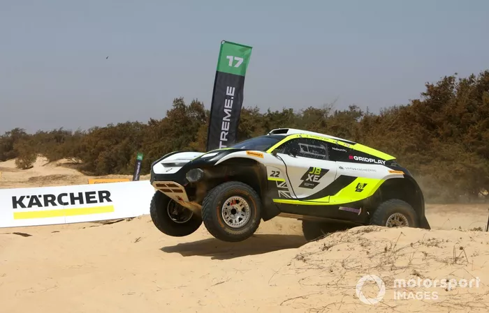 Mikaela Ahlin-Kottulinsky, Kevin Hansen, JBXE Extreme-E Team
