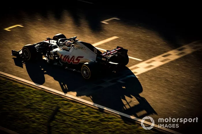 Kevin Magnussen, Haas VF-20 