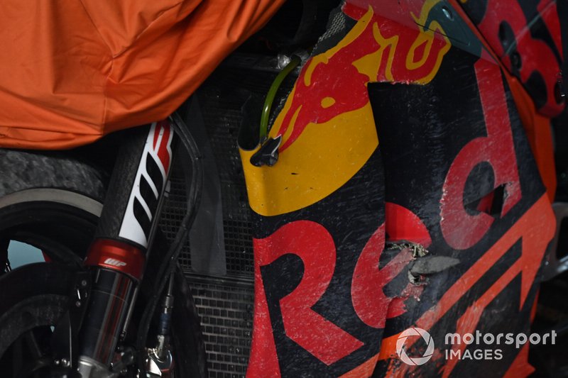 La moto chocada de Johann Zarco, Red Bull KTM Factory Racing