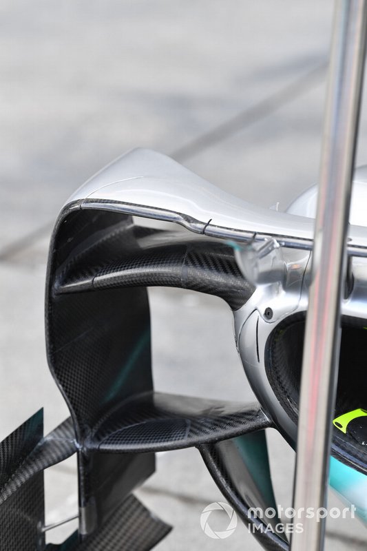 Mercedes AMG F1 W10 parçaları