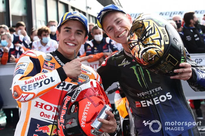 Marc Marquez, Repsol Honda Team con il Campione del Mondo Fabio Quartararo, Yamaha Factory Racing