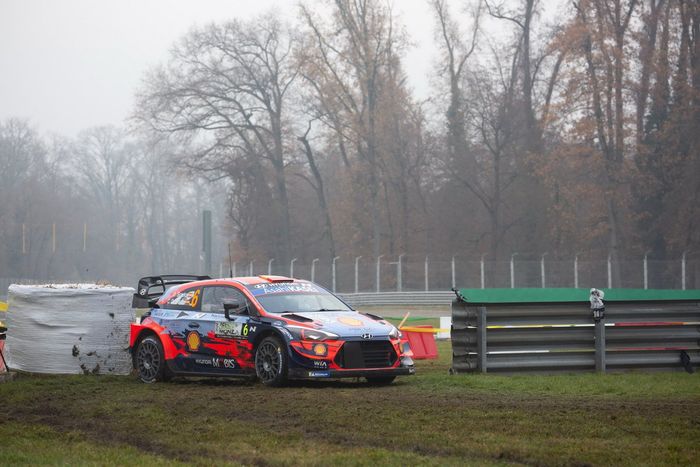 Dani Sordo, Carlos Del Barrio, Hyundai Motorsport Hyundai i20 Coupe WRC
