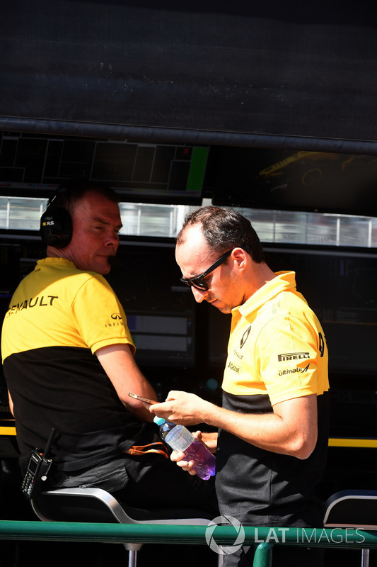 Alan Permane, Renault Sport F1 Team y Robert Kubica, Renault Sport F1 Team