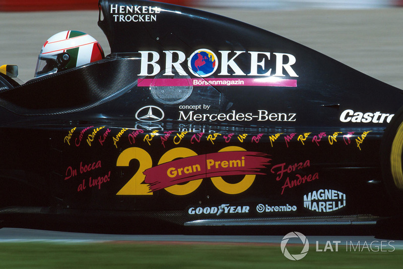 Andrea De Cesaris - 208 Grands Prix
