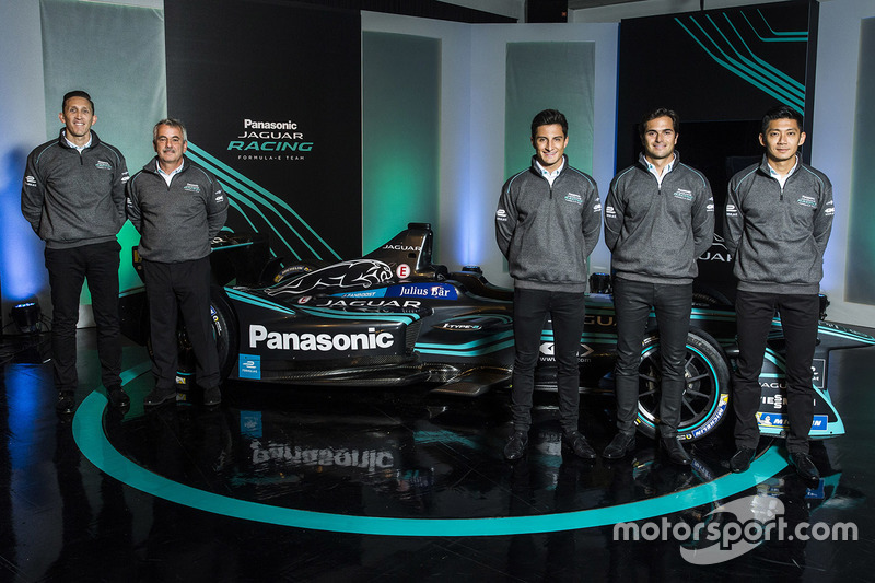 James Barclay, Teamdirektor, Jaguar Racing, Gerd Mäuser, Geschäftsführer, Panasonic Jaguar Racing, Mitch Evans, Nelson Piquet Jr, Ho-Pin Tung