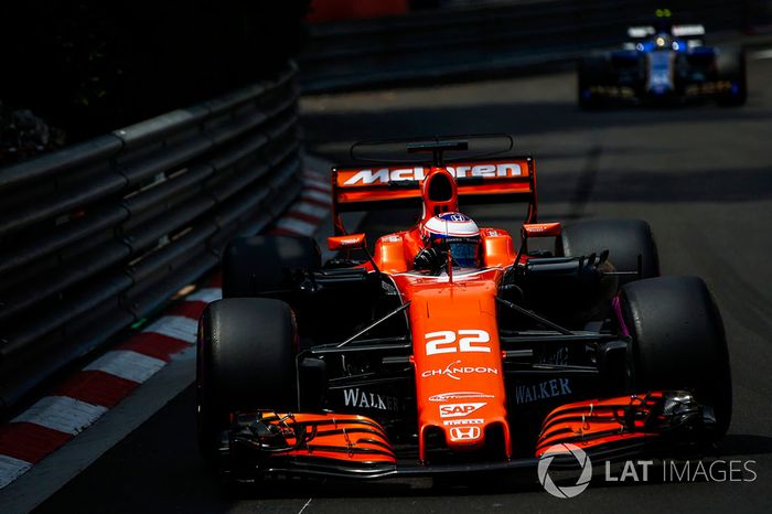 6. Jenson Button – 306 grandes premios

