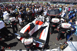 #7 Toyota Gazoo Racing Toyota TS050 Hybrid: Mike Conway, Kamui Kobayashi, Stéphane Sarrazin