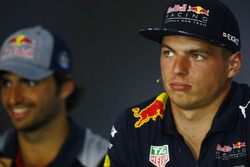 Max Verstappen, Red Bull Racing, Carlos Sainz Jr., Scuderia Toro Rosso