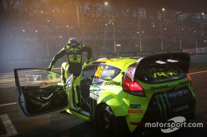 Valentino Rossi, Carlo Cassina, Ford Fiesta