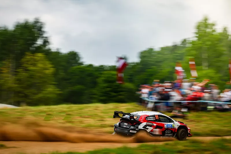 Oliver Solberg, Elliott Edmondson, Toyota Gazoo Racing WRT Toyota GR Yaris Rally1