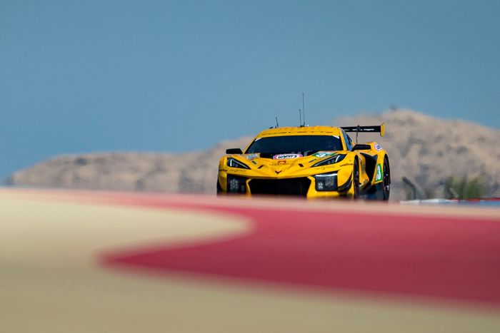 #33 TF Sport Corvette Z06 LMGT3.R: Ben Keating, Jonny Edgar, Daniel Juncadella