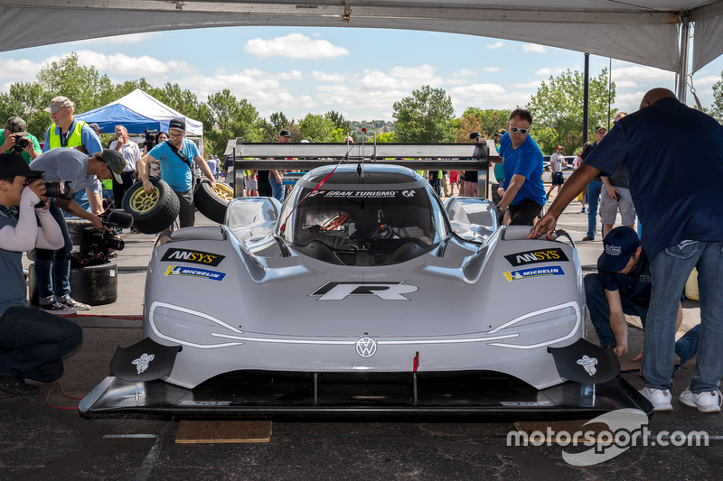 #94 Volkswagen I.D. R Pikes Peak