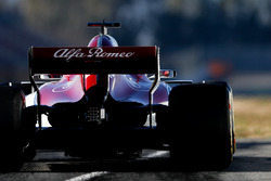 Шарль Леклер, Alfa Romeo Sauber C37