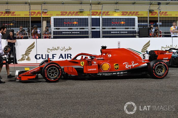 Ganador de la pole Sebastian Vettel, Ferrari SF71H in parc ferme