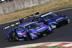 #100 RAYBRIG NSX-GTと#17 KEIHIN NSX-GT