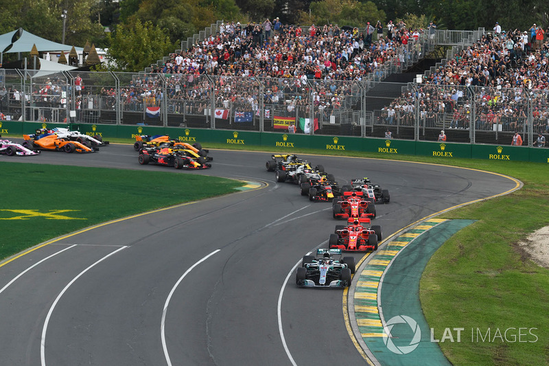 Lewis Hamilton, Mercedes-AMG F1 W09 leads at the start of the race