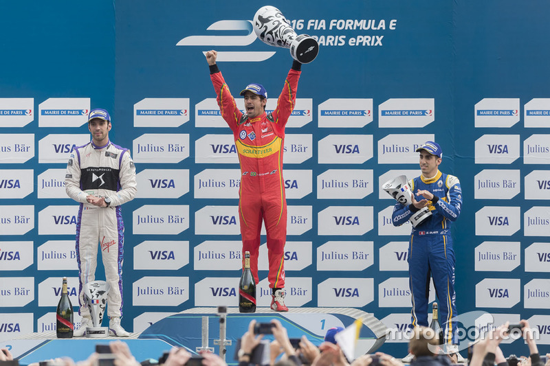 Podium: winner Lucas di Grassi, ABT Schaeffler Audi Sport