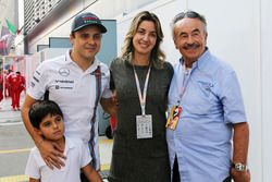 Felipe Massa, Williams con su esposa, Rafaela Bassi y su hijo Felipinho Massa,