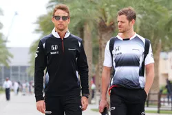 Jenson Button, McLaren with Mike Collier, Personal Trainer  