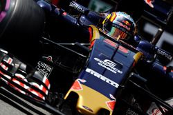 Carlos Sainz Jr., Scuderia Toro Rosso STR11