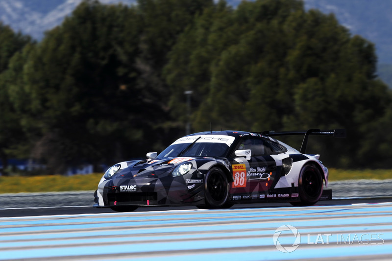 #88 Proton Competition Porsche 911 RSR: Khaled Al Qubaisi, Giorgio Roda, Matteo Cairoli