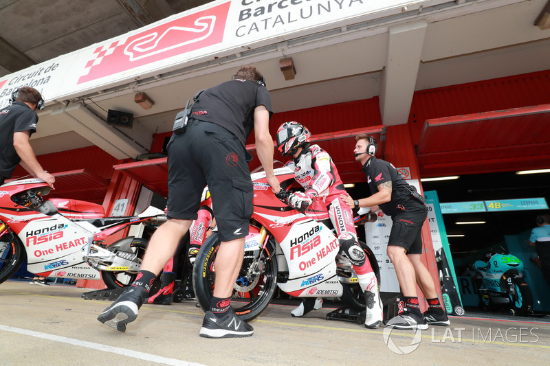 Nakarin Atiratphuvapat, Idemitsu Honda Team Asia