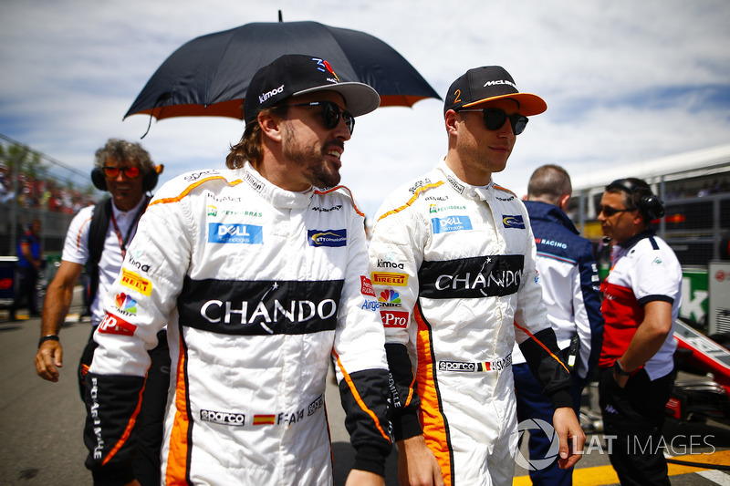 Fernando Alonso, McLaren, and Stoffel Vandoorne, McLaren
