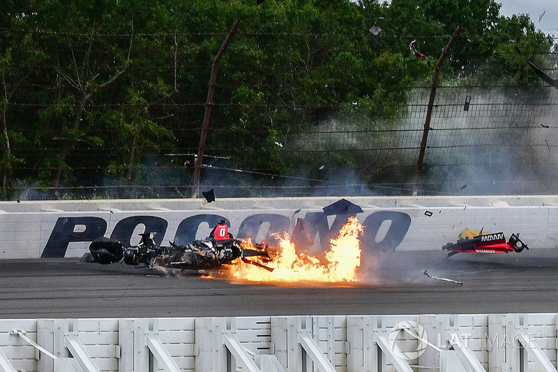 De zware crash van Robert Wickens in beeld