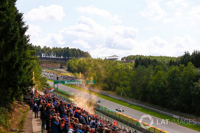 Charles Leclerc, Sauber C37, y aficionados holandeses