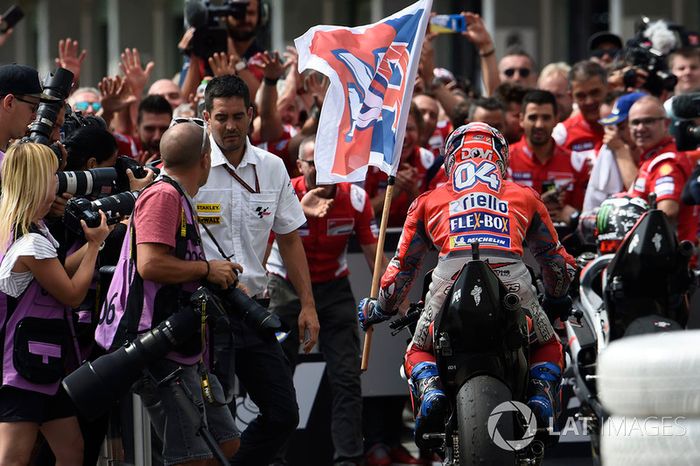 Ganador de la carrera Andrea Dovizioso, Ducati Team