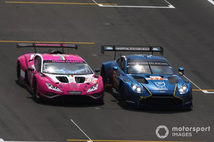 #85 Iron Dames Lamborghini Huracan LMGT3 Evo2 : Sarah Bovy, Doriane Pin, Michelle Gatting, #27 Heart of Racing Team Aston Martin Vantage AMR LMGT3 : Ian James, Daniel Mancinelli, Alex Riberas