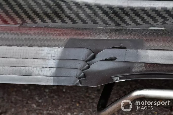 Ferrari SF90 dettaglio del floor