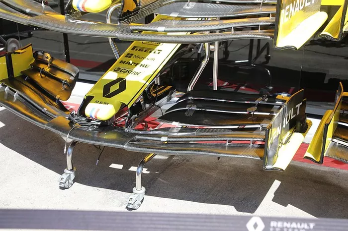 Alerón delantero del Renault R.S. 19